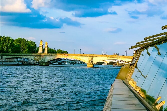 Guided Boat Cruise on Paris Seine, Optional Eiffel Tower Dinner - Additional Information for Travelers