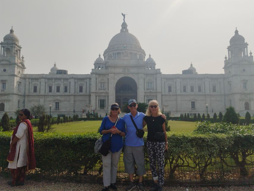 Guided Private Tour of City of Joy -Kolkata - Explore Iconic Landmarks