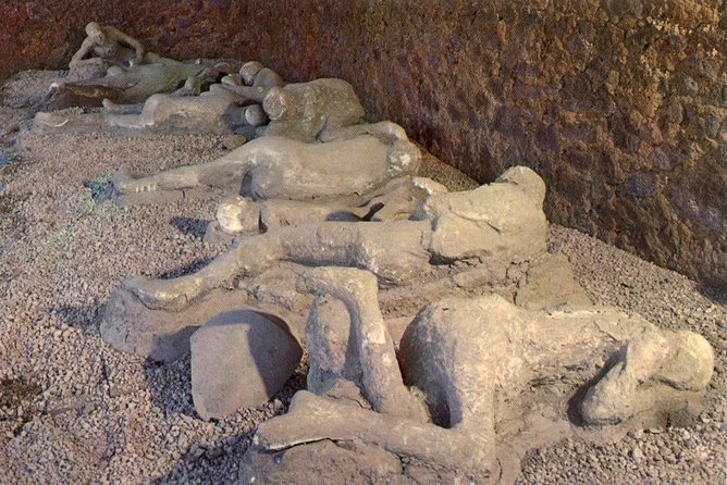 Half Day Pompeii Sightseeing Tour From Sorrento - Tips and Recommendations