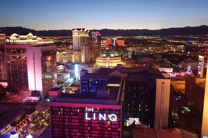 High Roller Wheel Admission Ticket at The LINQ - Nighttime Experience and Accessibility