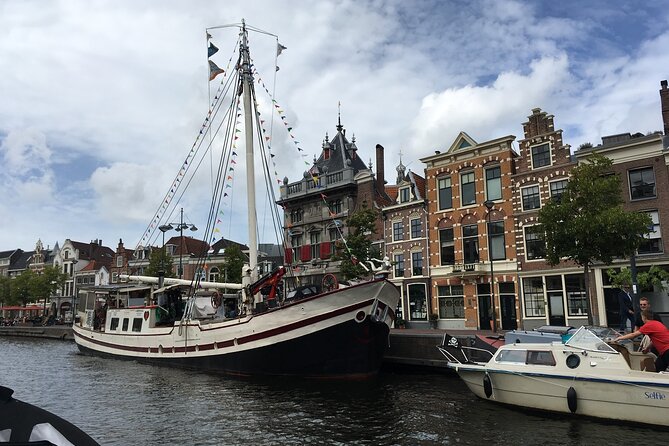 Holland Four City Charm Tour - Private Day Tour - Customer Interaction Details