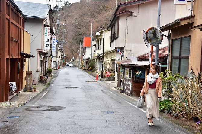 Hot Spring Town Walking Tour in Shima Onsen - Relaxing Hot Springs