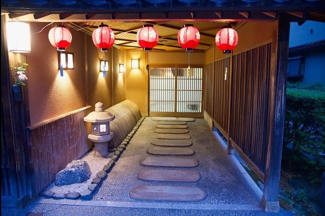 Kanazawa Night Tour With Local Meal and Drinks - Traveler Reviews and Ratings