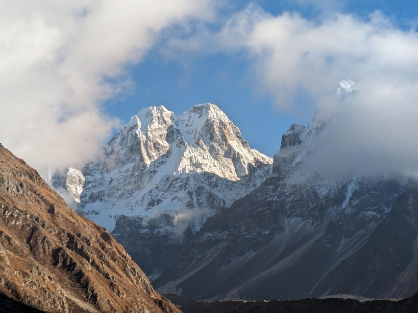 Kanchenjunga Base Camp Trek - Inclusions and Services