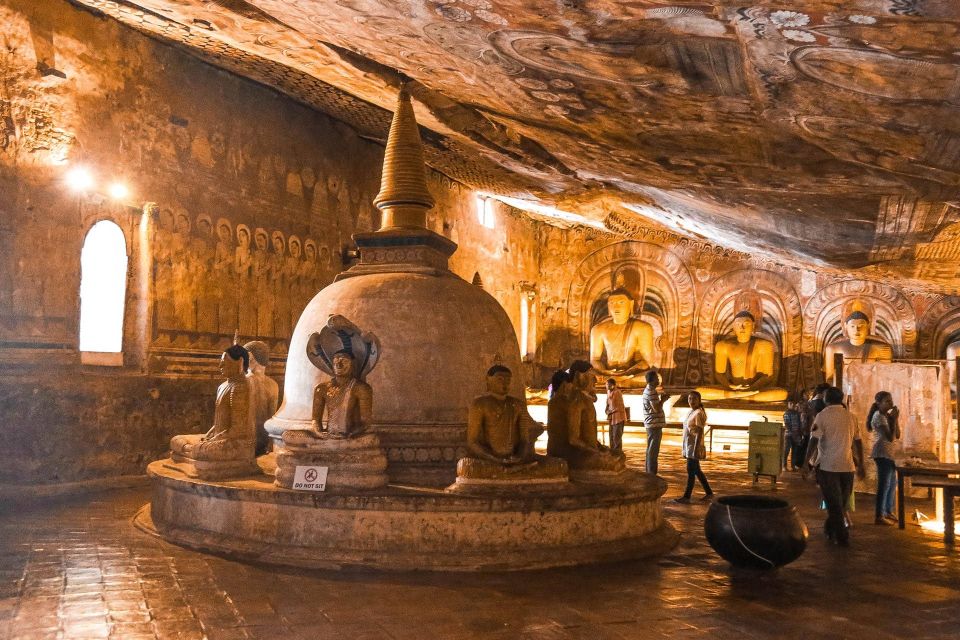 Kandy/Negombo: Sigiriya, Dambulla & Minneriya Private Tour - Common questions