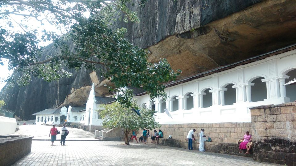 Kandy: Sigiriya Fortress & Cave Temple All-Inclusive Tour - Additional Information