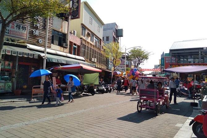 Kaohsiung Walking Day Tour - Must-See Attractions