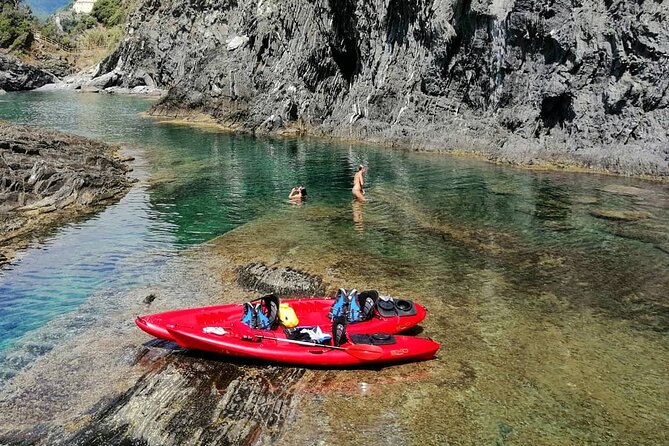 Kayak Experience With Carnassa Tour in Cinque Terre Snorkeling - Booking Process, Tour Details, and Safety Precautions