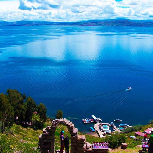 Kayak in the Uros Floating Island and Taquile by Speadboat - Booking Information