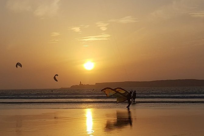 Kitesurfing Lessons in Essaouira Beach - Booking Kitesurfing Lessons