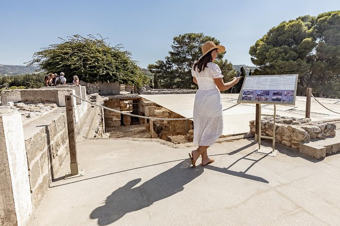 Knossos Palace: Self-Guided Audio Tour on Your Phone (Without Ticket) - Pricing and Contact