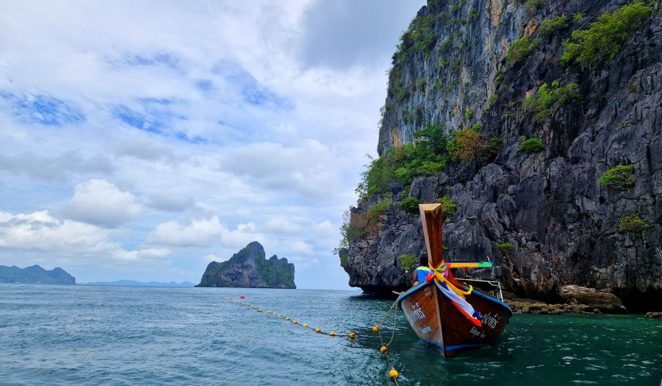 Koh Lanta: Snorkel Tour 4 Islands & Emerald Cave by Longtail - Common questions