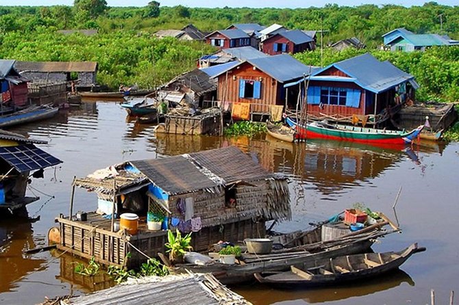 Kompong Phluk and Tonle Sap Lake Cruising Tour From Siem Reap - Accessibility and Weather Conditions
