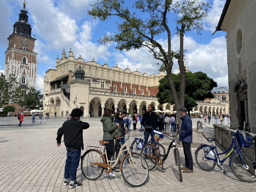 Krakow: 2 Hours Old Town Bike Tour - Common questions