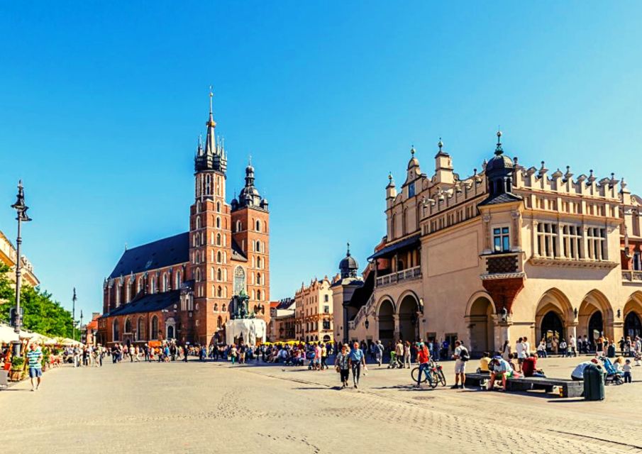 Krakow and Auschwitz Small-Group Tour From Lodz With Lunch - Krakow Exploration