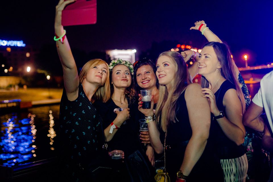 Krakow: Boat Party With Unlimited Drinks - Additional Information