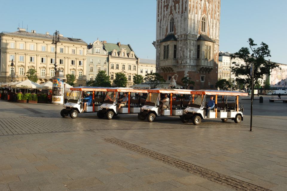 Krakow: Private Sightseeing by Electric Car - Sustainable Tourism Experience