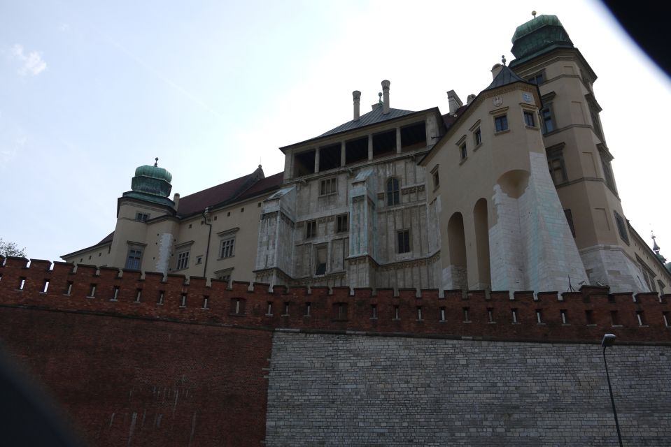 Krakow: Wawel Castle Guided Tour - Location Details