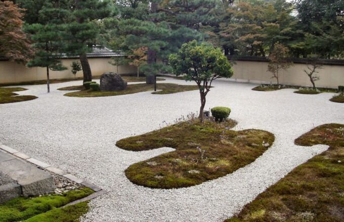 Kyoto: Audio Guide of Rozan-ji & Surroundings - Audio Guide Access