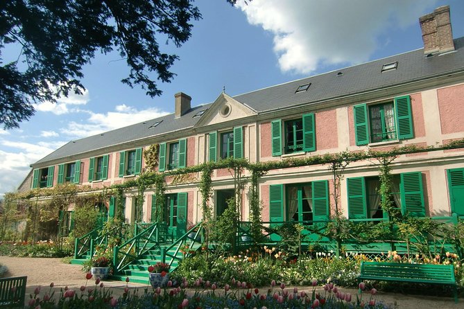 Le Havre Shore Excursion: Private Tour of Giverny, Rouen and Honfleur - Visit Monets Home and Gardens