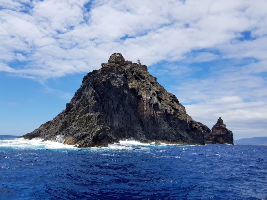 Lighthouse View 2: Ponta De São Lourenço Boat Tour - Date Booking