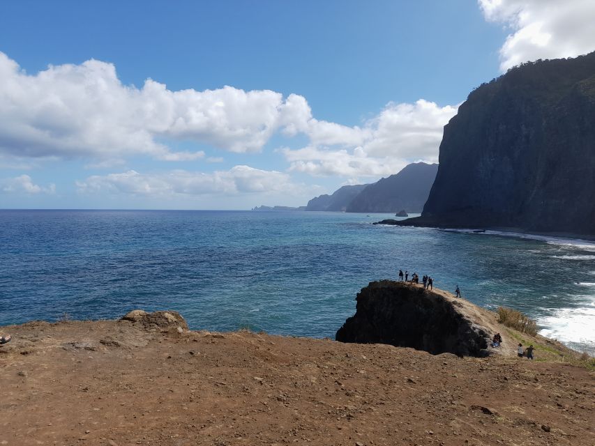 Madeira: West and East Madeira Tour With Snacks and Drinks - Itinerary Details
