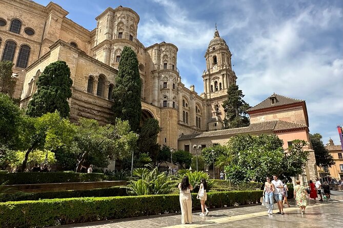Malaga Food Walking Tour With Tapas & Wine Tasting - Common questions