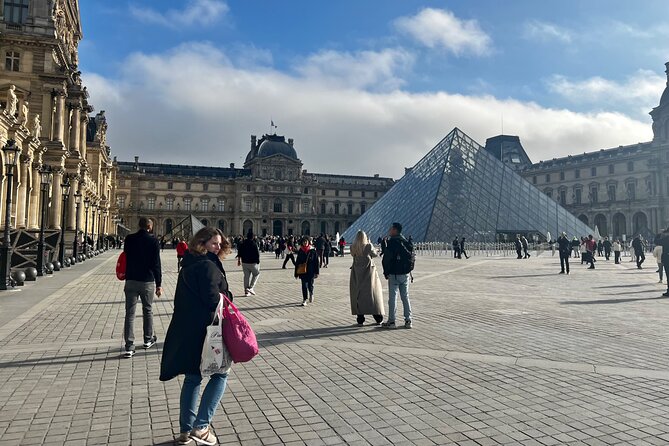 Mamma Mia! Paris Louvre Museum Guided Tour Kid-Friendly Activity - Traveler Reviews and Ratings