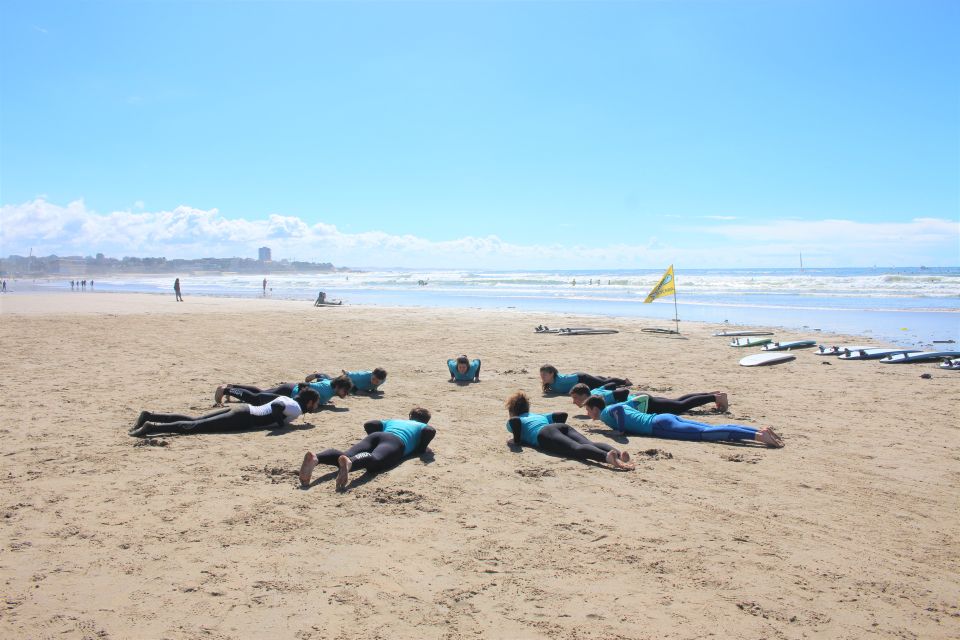 Matosinhos: Surfing Lesson With Equipment - Review Summary