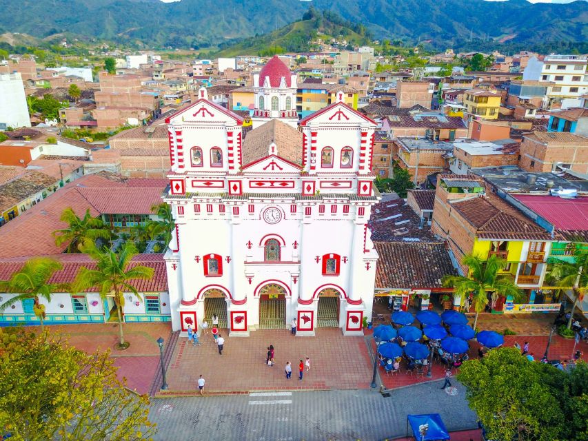 Medellín: Private Guatapé Tour W/ Breakfast, Lunch & Cruise - Tour Logistics