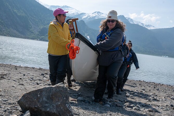 Mendenhall Glacier Canoe Paddle and Hike - Equipment and Attire