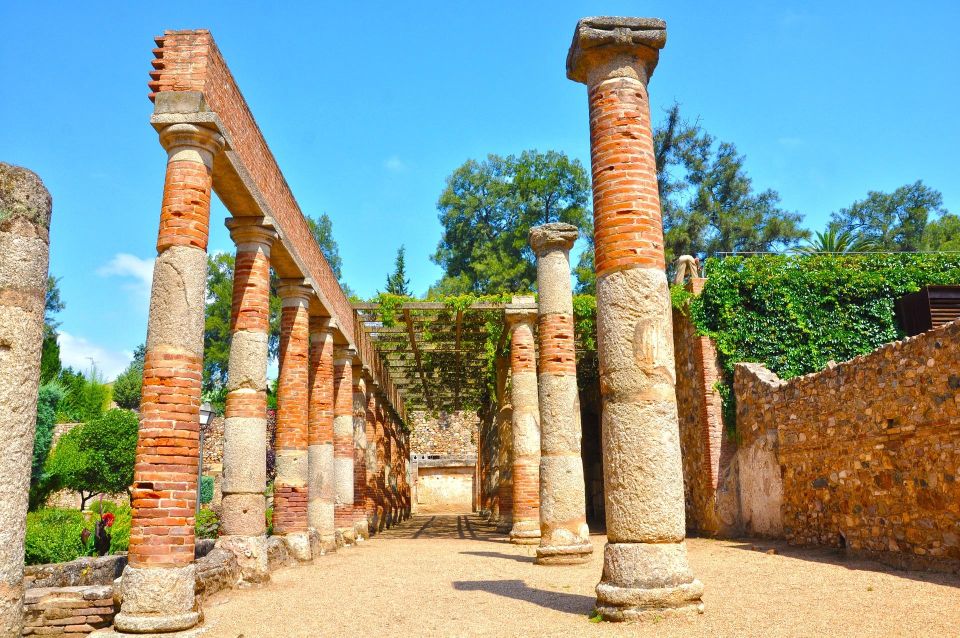 Mérida - Private Historic Walking Tour - Unveiling Historic Monuments