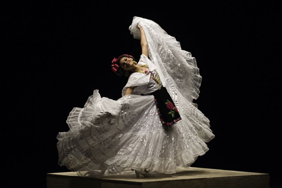 Mexico City: Mexican Folklore Ballet - Mexitours Service