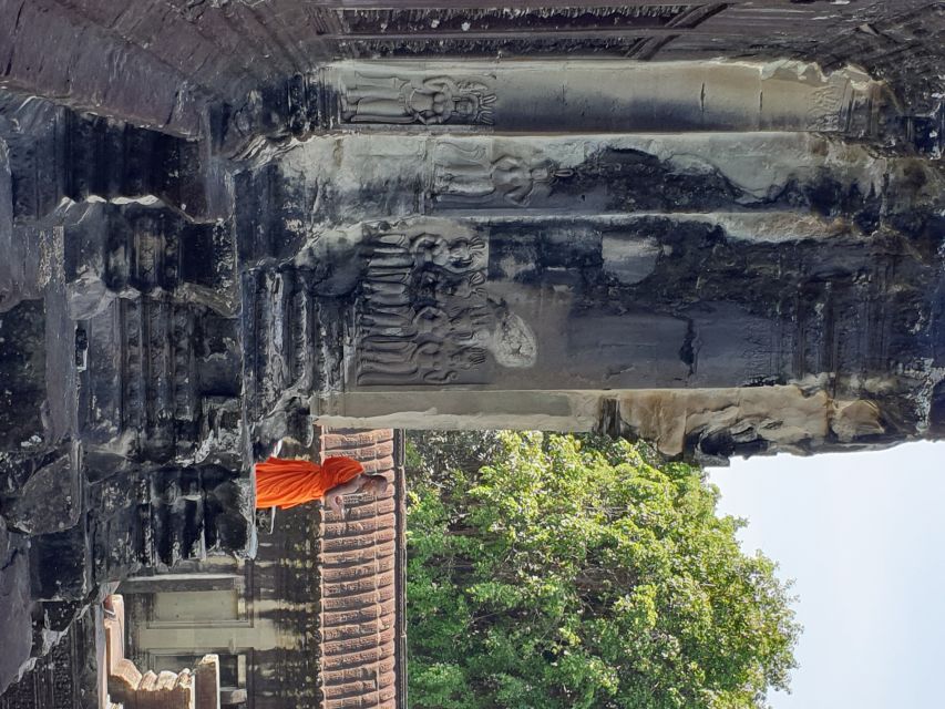 Mixture of Temples and Waterfall. - Kompong Phluk Floating Village Tour