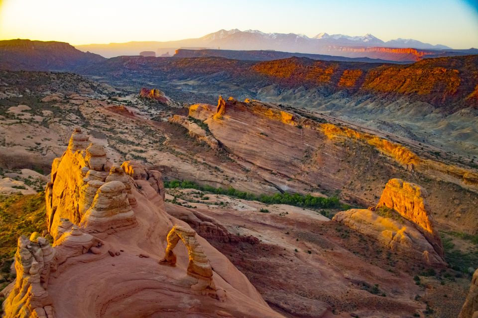 Moab: Arches National Park Airplane Tour - Scenic Flight Tour Operator