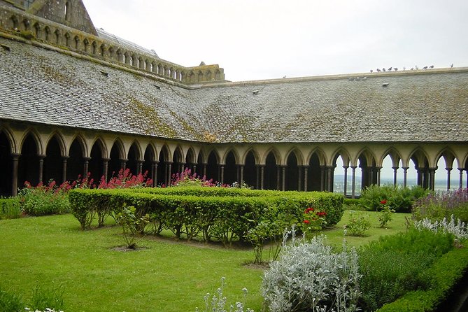 Mont Saint Michel Guided Tour With Abbey Visit From Paris - Common questions