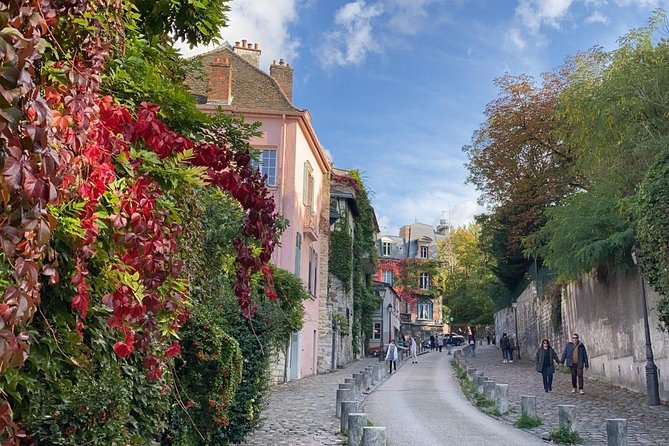Montmartre Semi Private Walking Tour MAX 6 PEOPLE Guaranteed - Common questions