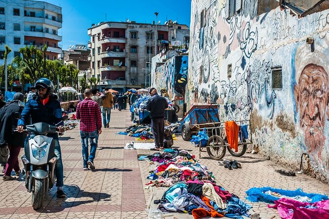 Morning Casablanca: The Medina and Beyond Cultural Walking Tour - Tour Guides Professionalism and Cultural Immersion