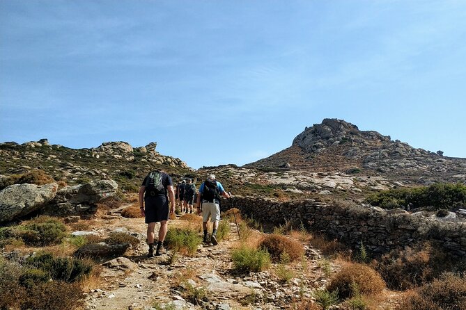 Naxos: Inland Hike-Villages, Kouroi Statues, Apano Kastro - Common questions