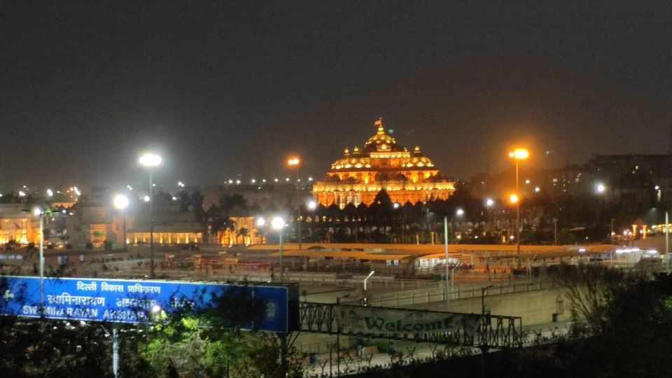 New Delhi: Akshardham Exhibition, Light and Water Show Tour - Cultural Boat Ride Experience