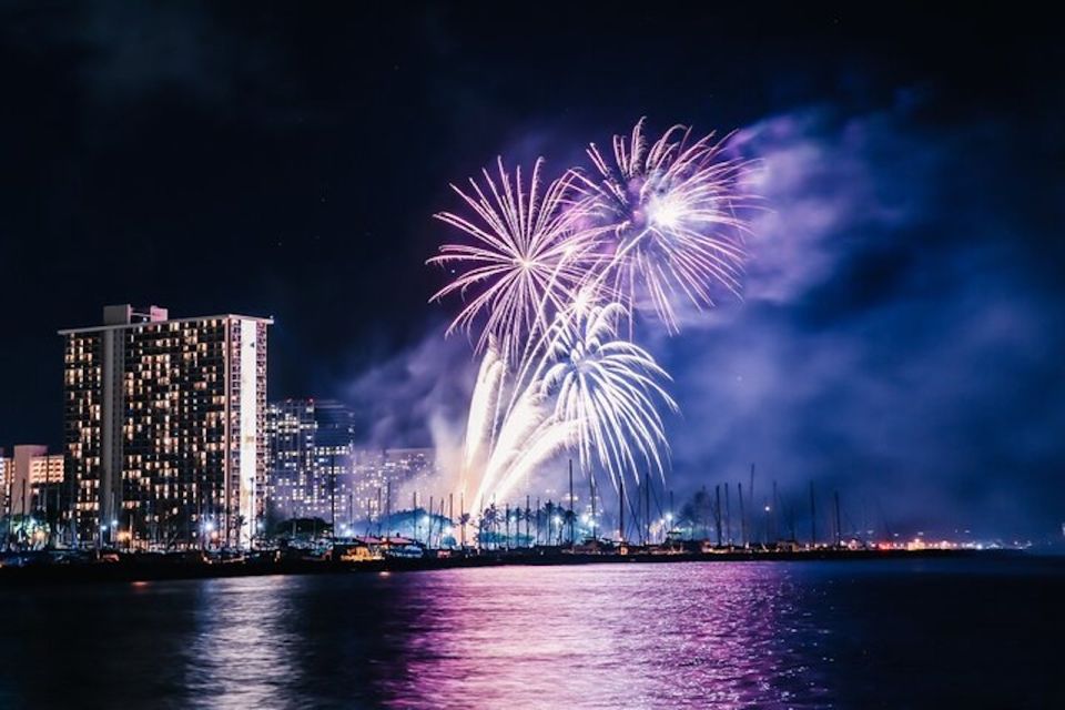 Oahu: Waikiki Fireworks Sail - Directions