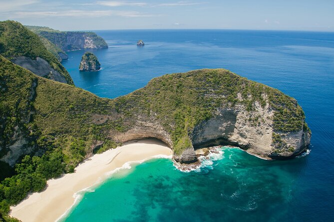 One Day Private Tour East & West Nusa Penida by Penidago - Common questions