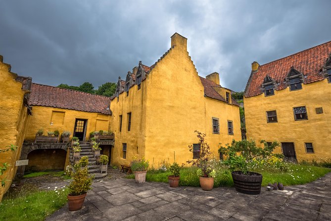 Outlander Film Locations Day Trip From Edinburgh - Common questions