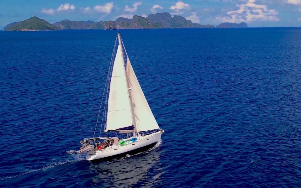 Palawan: Private Sailing Yacht Cruise in El Nido With Lunch - Meeting Point & Reviews