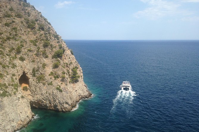 Panoramic Mallorca Boat Trip to Formentor Beach - Experience Highlights at Formentor Beach