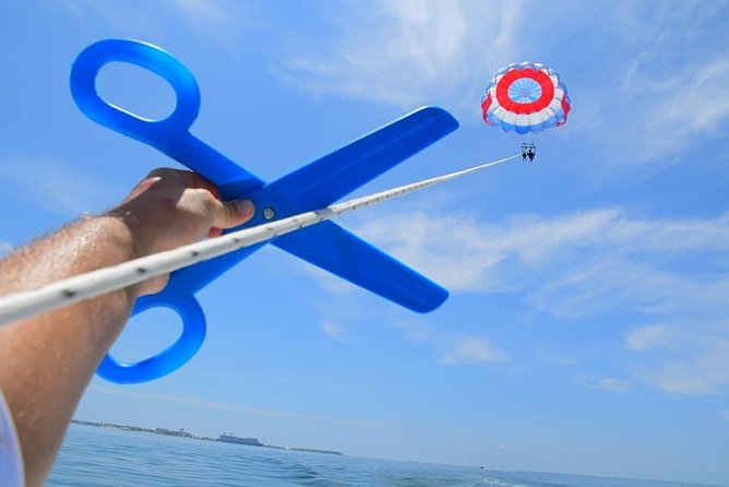 Parasailing at Smathers Beach in Key West - Host Interactions