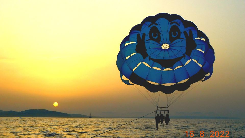 ParaSailing in Malta- Photos & Videos Included - Essential Items to Bring