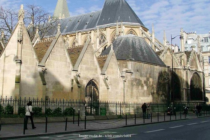 Paris by Night: Private Walking Tour Including Seine River Cruise - Additional Information and Requirements