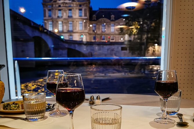 Paris Capitaine Fracasse 3 Course Seine River Dinner Cruise - Cancellation Policy