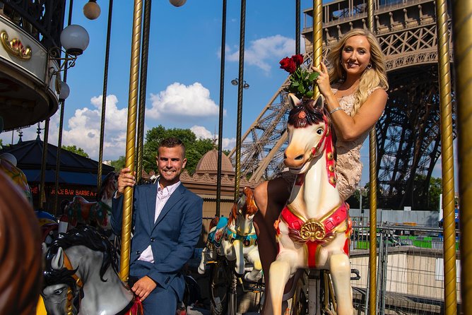 Paris Eiffel Tower Wedding Vows Renewal Ceremony With Photo Shoot - Hosts Response to Delayed Sessions